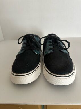 Nike Stefan Janoski Black and Teal Lace-Up Sneakers
